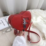 Wholesale Women Heart Shape Metal Chain Mini Bag