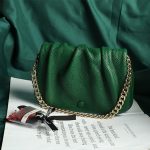 Wholesale Women Fashion Solid Color Cross-Body Chain Leather Bag