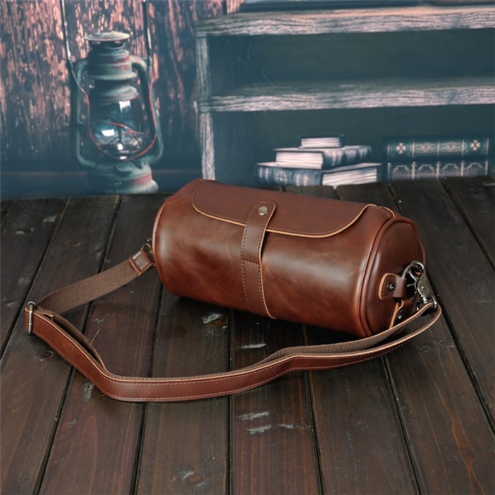 2020112108034449716 Men Fashhion Lock Clasp Wide Shoulder Straps Solid Color Crossbody Bag - Image 1