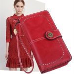 Wholesale Women Vintage Carving Pattern Clasp Zipper PU Purse - Image 3