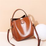 Wholesale Women Simple Solid Color Waxed Leather Bucket Bag - Image 3