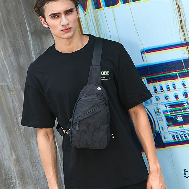 2021060310052734410 Wholesale Men Fashion Multifunction Zipper Chest Bag - Image 1