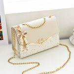 Wholesale Women Cute Style Sequins Imitation Pearl Decoration Crossbody Bag