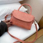 Wholesale Women Fashion Solid Color Crocodile Pattern Crossbody Bag