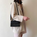 Women Fashion Solid Color Crocodile Pattern Crossbody Bag - Image 5