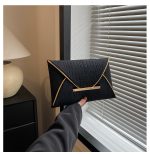 Women Fashion Personality Solid Color Clutch Bag - Image 12