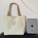 Wholesale Women Cute Bear Print Large Capacity Canvas Tote Bag - Image 6