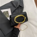 Wholesale Women Fashion Casual Solid Color Metal Buckle Simple Chain Crossbody Bag - Image 5