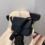 Wholesale Women Flap Fashionable Crossbody Bag - Image 6