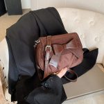 Wholesale Women Fashion Elegant Solid Color Pleated Bowknot Crossbody Bag - Image 6