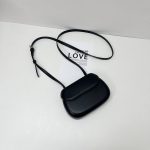 Wholesale Women Fashion Simple Denim Saddle Design Crossbody Bag - Image 5