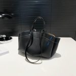 Women Fashion Casual Simple Solid Color Large Capacity Handbag - Image 6