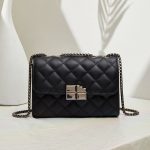 Women Fashion Casual Solid Color Rhombus Pattern Chain Shoulder Bag - Image 5