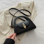 Wholesale Women Fashion Simple Solid Color Metal Buckle Shoulder Bag - Image 6