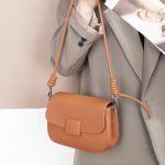 Wholesale Women Fashionable Design Sense Messenger High-End Shoulder Leather Underarm Bag - Image 6