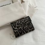 Wholesale Women Fashion Simple Leopard Wallet - Image 6