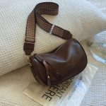 Wholesale Women Fashion Retro Simple Solid Color Crossbody Bag - Image 7