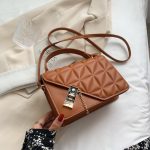 Wholesale Women Fashion Simple Solid Color Rhombic Chain Small Square Crossbody Bag - Image 6