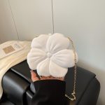 Wholesale Cool Creative Acrylic Women Crossbody Metal Chain Party Bag - Image 7