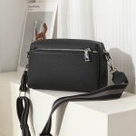 Wholesale Women Casual Large Capacity Crossbody Bag - Image 7