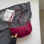 Wholesale Autumn And Winter Women Retro Frosted Dumpling-Shaped Crossbody Bag - Image 7