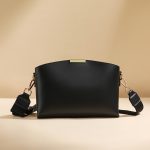 Wholesale Women Casual Simple Solid Color Wide Strap Zipper Crossbody Bag - Image 6