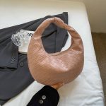 Women Fashion Casual Solid Color Woven Dumpling Handbag - Image 6