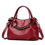 Wholesale Autumn And Winter Women Casual Solid Color Large Capacity Chain Handbag - Image 6
