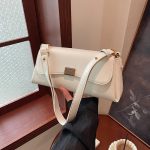 Wholesale Women Fashion Retro Solid Color Rectangular Shoulder Bag - Image 7