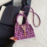 Wholesale Women Fashion Casual Retro Leopard "V" Buckle Square Shoulder Bag - Image 7