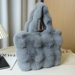 Wholesale Women Fashion Casual Solid Color Plush Handbag - Image 7