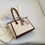 Women Casual Simple Contrast Color Large Capacity Tote Bag - Image 6