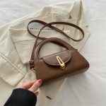 Wholesale Women Fashion Simple Solid Color Metal Buckle Shoulder Bag - Image 7