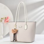 Wholesale Women Fashion Casual Large Capacity Bear Pendant Tote Bag - Image 3