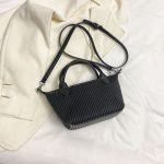 Wholesale Women Fashion Solid Color Pleated Large Capacity Handbag - Image 6