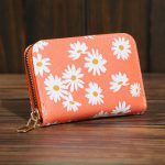 Wholesale Women Simple And Fashionable Daisy Printed Zipper Multi-Card Slot Wallet - Image 8