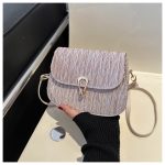 Wholesale Summer Women Simple Fashion Creased Flap Lock Crossbody Bag - Image 8