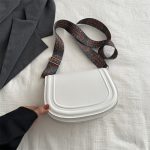 Simple Fashion Popular Crossbody Bag - Image 8