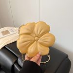 Wholesale Cool Creative Acrylic Women Crossbody Metal Chain Party Bag - Image 8