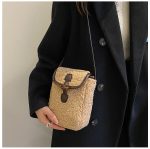 Wholesale Autumn Winter Women Fashion Cute Lamb Plush Crossbody Phone Bag - Image 8