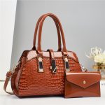 Wholesale Women Fashion Casual Solid Color Bag Crocodile Pattern Platinum Bright Leather Handbag Set - Image 3