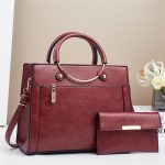 Wholesale Women Fashion Casual Solid Color Bag Large-Capacity Handbag Set - Image 5