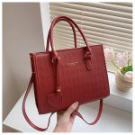 Wholesale Women Fashion Square Rhomboid Large Capacity Handle Shoulder Bag - Image 8