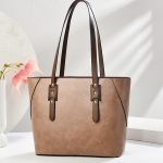 Wholesale Women Fashion Casual Simple Large Capacity Tote Bag - Image 2