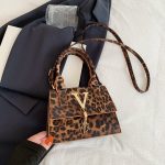 Wholesale Women Fashion Casual Retro Leopard "V" Buckle Square Shoulder Bag - Image 8