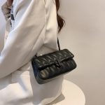 Women Fashion Casual Solid Color Chain Shoulder Bag - Image 6