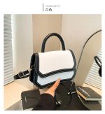 Wholesale Simple Contrast Flip-On Shoulder Bag - Image 8