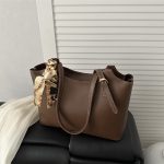 Fashion Large Capacity Casual R Tote Bag - Image 8
