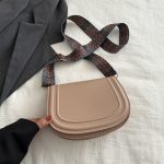 Simple Fashion Popular Crossbody Bag - Image 9