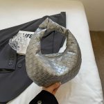 Women Fashion Casual Solid Color Woven Dumpling Handbag - Image 8